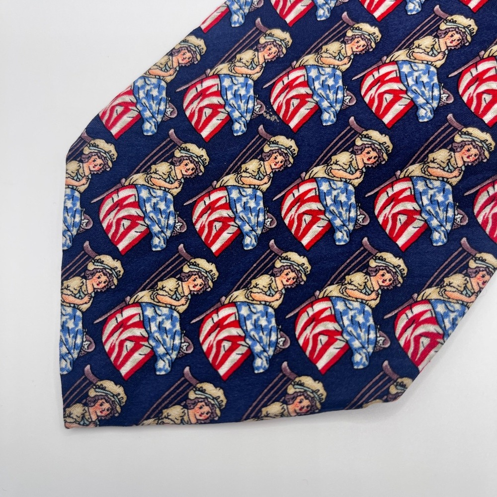 Museum Artifacts Tie Mens OS Navy Blue Excellent Betsy Ross Patriotic USA Silk